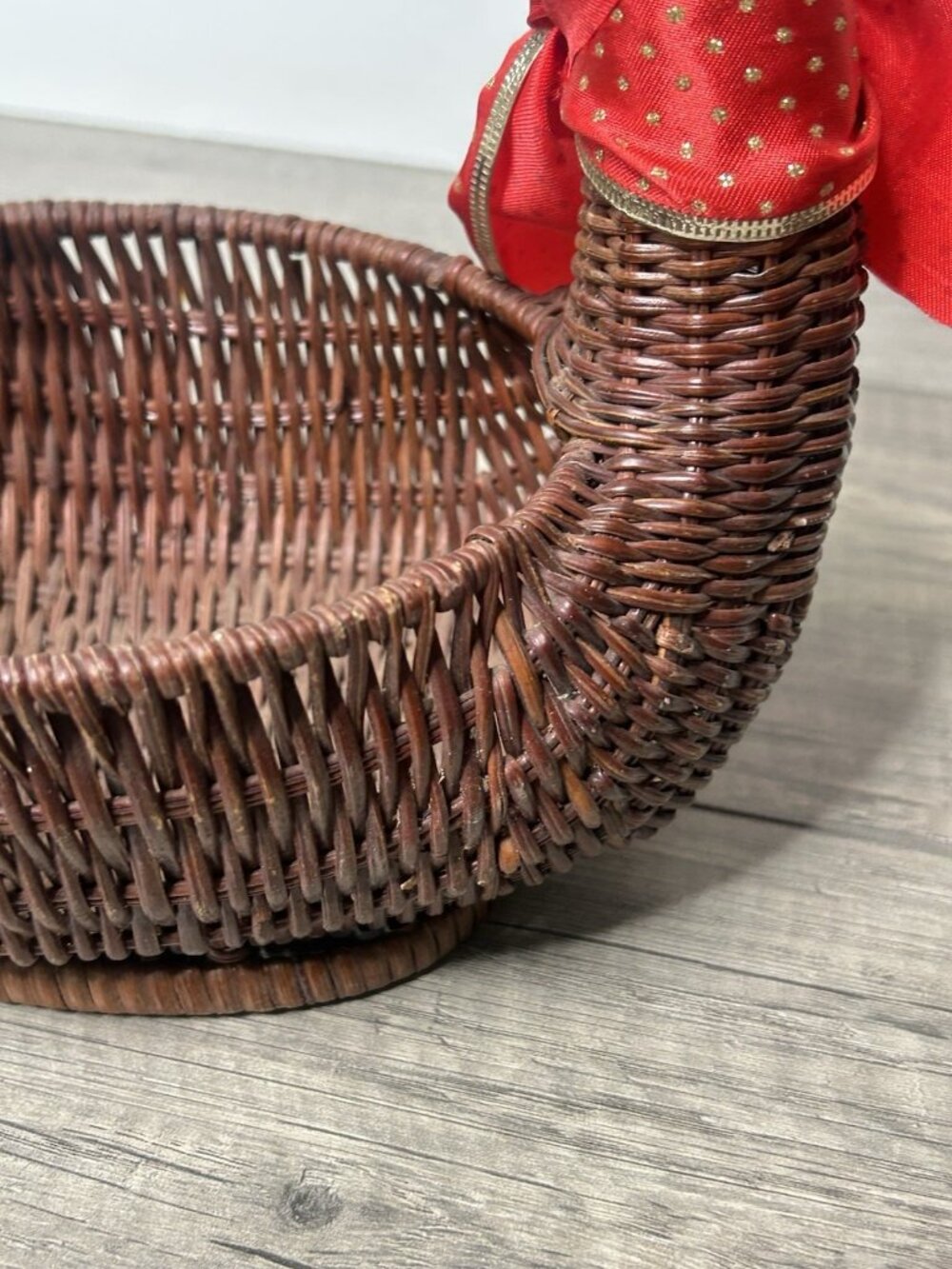 Set of 2 Wicker Reindeer Christmas Baskets Rustic Holiday Decor Brown Vintage - Picture 16 of 16